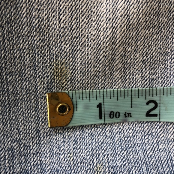 Vigoss Distressed Denim Capri - Picture 7 of 13